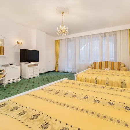 פויאנה ברשוב Aurelius Imparatul Romanilor Hotel & Spa מראה חיצוני תמונה